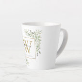 Moderne groene goudkleurige monogram sierlijk latte mok (Rechterhoek)