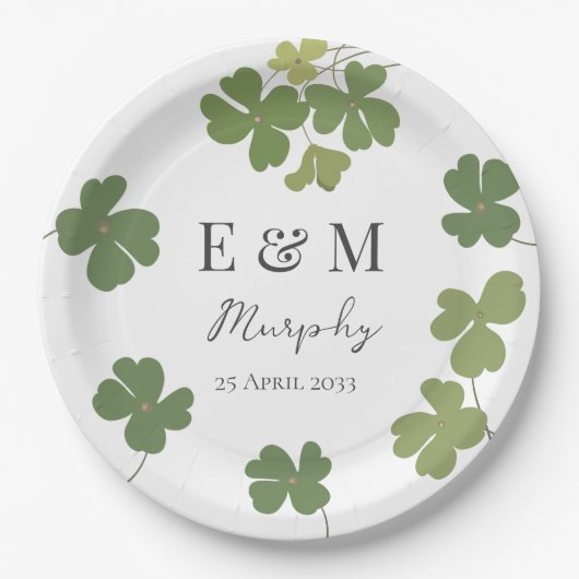 Moderne Groene Ierse Leaf Clover Wedding Papieren Bordje (Voorkant)