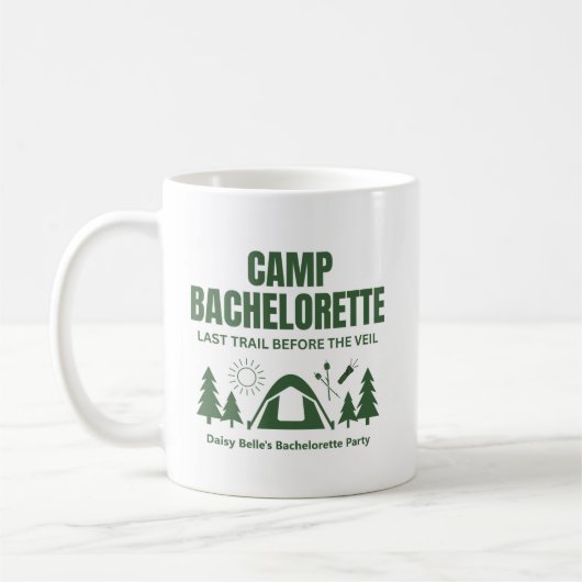 Moderne Groene Kamp Bachelorette Weekend Koffiemok (Links)