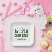 Moderne Groene Kamp Bachelorette Weekend Papieren Bordje (Feest)