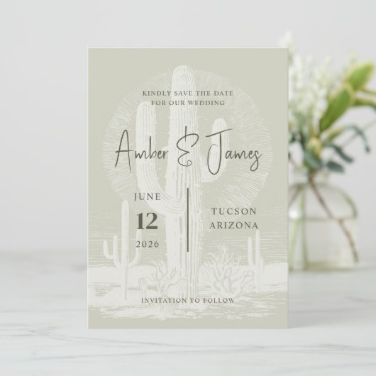 Moderne Groene Saguaro Cactus Woestijn Bruiloft Save The Date (Staand voorkant)