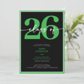 Moderne groene script afstudeeraankondiging kaart (Staand voorkant)