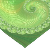 Moderne Groene Spiraal Fractal Korte Tafelloper (Hoek)