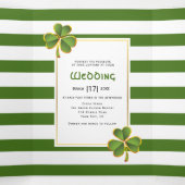 Moderne groene strepen Ierse kruidnagellak Drieluik Uitnodiging (Binnenkant midden)