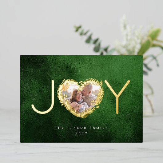 Moderne groene vreugdevolle kerst hart krans foto folie feestdagenkaart (Staand Voorkant)
