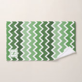 Moderne Groene Witte Zigzag Lijnen Monogram Bad Handdoek (Handdoek)