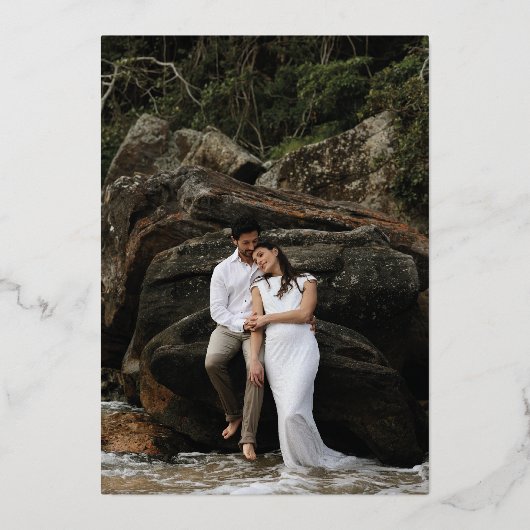 Moderne grote datum op zwart sparen de datum folie uitnodiging (Achterkant)