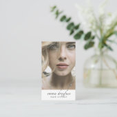 Moderne Hair Stylist Professionele Foto Visitekaartje (Staand voorkant)