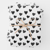 Moderne hand getrokken zwart & witte harten inpakpapier vel (In situ)