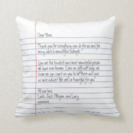 Moderne handgeschreven brief over gelinkt papier v kussen