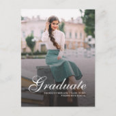 Moderne handgeschreven foto Afstuderen 2025 Aankondigingskaart (Voorkant)