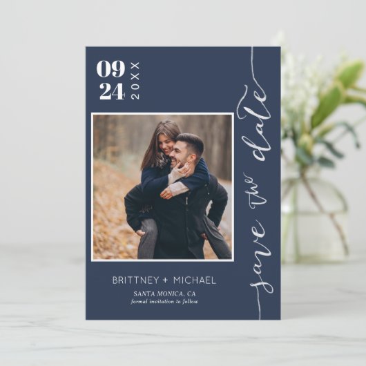Moderne, handgeschreven foto opslaan Datum blauw Save The Date (Staand voorkant)
