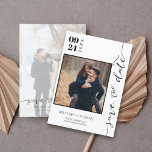 Moderne handgeschreven foto slaat de datum op save the date<br><div class="desc">Introductie van onze moderne handgeschreven foto Save The Date - een stuk dat echt resoneert met uw unieke liefdesverhaal. Deze save-the-date combineert de charme van een handgeschreven lettertype met het gemak van modern design en biedt een strakke maar intieme aantrekkingskracht die uw gasten zeker zal verrassen.</div>