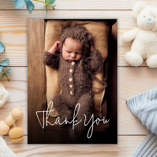 Moderne handgeschreven script baby shower foto  bedankkaart