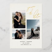 Moderne handgeschreven script drie foto's bewaar d folie uitnodiging (Voorkant)