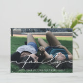 Moderne handgeschreven script familie foto feestdagenkaart (Staand voorkant)