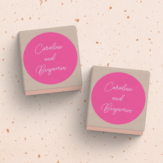 Moderne handgeschreven script huwelijksnaam heet r ronde sticker