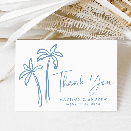 Moderne handgetekende blauwe palmbomen bruiloft bedankkaart