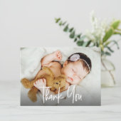Moderne Handlettering Baby meisje foto douche Bedankkaart (Staand voorkant)
