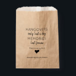 Moderne Hangover Relief Recovery Kit Bruiloft Bedankzakje<br><div class="desc">Grappige kater reliëf kit gunst tas sticker. Personaliseer de stijl,  de kleur en de grootte van het tekstlettertype.</div>
