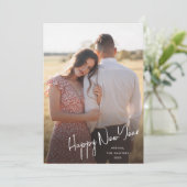 Moderne, Happy Nieuwjaar Eenvoudige scriptfoto Feestdagenkaart (Staand voorkant)