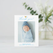 Moderne Hart Script Aangepaste Pasgeboren Baby Fot Bedankkaart (Staand voorkant)