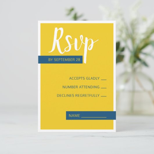 Moderne hedendaagse blauwe en gele bruiloft minima RSVP kaartje (Staand voorkant)