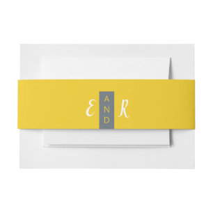 Moderne hedendaagse grijze en gele trouwmonogram uitnodigingen wikkel