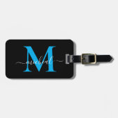 Moderne Hemelblauwe & Zwarte Monogram Script Naam Bagagelabel (Voorkant horizontaal)