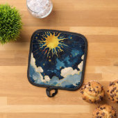 Moderne hemelse zonsterren en blauwe wolken pannenlap (Top down)