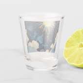 Moderne hemelse zonsterren en blauwe wolken shot glas (Achterkant)