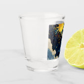 Moderne hemelse zonsterren en blauwe wolken shot glas (Links)