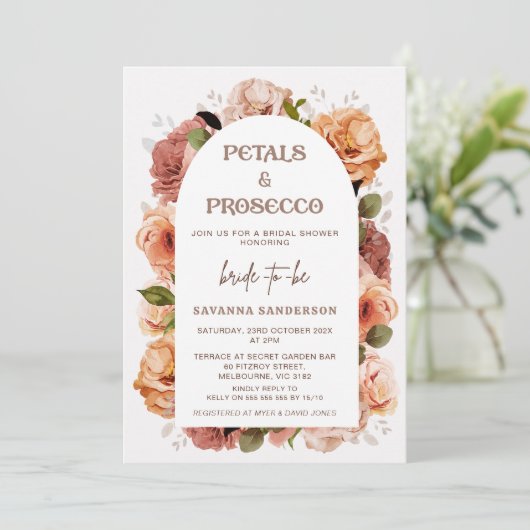 Moderne Herfst Bloembladeren Prosecco Vrijgezellen Kaart (Staand voorkant)