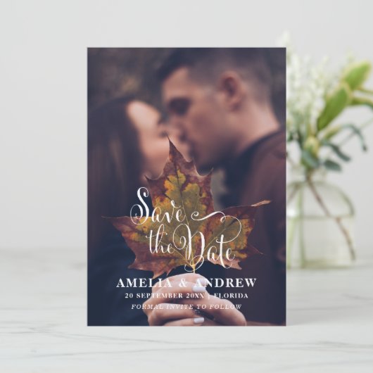 Moderne herfst foto bewaar de datum bruiloft save the date (Staand voorkant)
