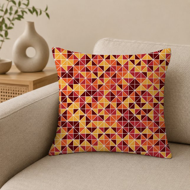 Moderne Herfst Geometrisch Driehoekpatroon Kussen (Creator heeft geüpload)