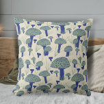 Moderne Herfst paddenstoel vliegt naar agaric Patr Kussen<br><div class="desc">Moderne Herfst paddenstoel vliegt naar agaric Pattern Drawing Sierkussen. Moderne digitale handtekening van mooie vliegende agariële paddenstoelen in groene,  blauwe en beige kleuren.</div>