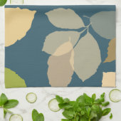 Moderne herfstbladeren met turquoise achtergrond theedoek (Gevouwen)