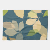 Moderne herfstbladeren met turquoise achtergrond theedoek (Horizontaal)
