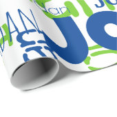 Moderne Herhalende Naam Blauw Groen Lettertypepatr Cadeaupapier (Rol Hoek)