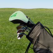 Moderne hoofdletter in bleek- en Kellygroen Golfheadcover (Insitu)