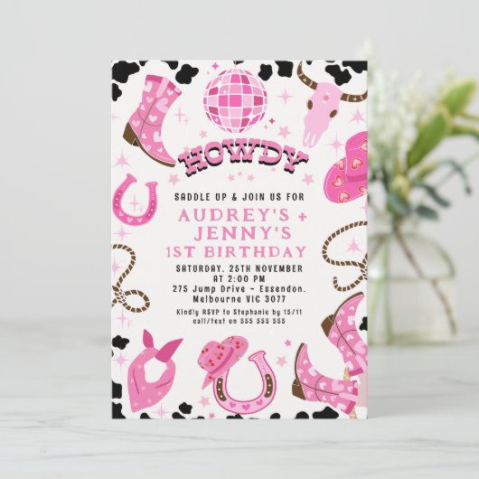 Moderne Hot Pink Disco Twins Cowgirls 1e verjaarda Kaart (Staand voorkant)