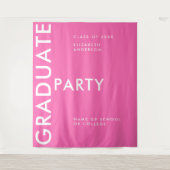 Moderne Hot Pink Personaliseer Afstuderen Achtergr Wandkleed (Voorkant)