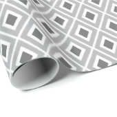 Moderne houtskool en lichtgrijs Ikat patroon Cadeaupapier (Rol Hoek)
