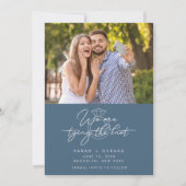 Moderne Huwelijksfoto Blauw Bewaar de Datum Aankondiging (Voorkant)