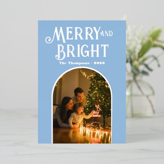 Moderne Icy Blue & Silver Kerst Foto Folie Feestdagenkaart (Staand Voorkant)