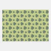Moderne Ierse Klaverlijnen in Groene set van 3 Inpakpapier Vel (Voorkant)