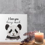 Moderne ik hou van je bent veel zwart en wit Panda Tegeltje<br><div class="desc">Ons collectie bevat een verscheidenheid aan producten die zorgen voor oprechte en doordachte geschenken. Van knusse kussens tot stijlvolle canvas tassen, je kunt de liefde met deze heerlijke panda's verspreiden, waar je ook gaat. Het minimalistische ontwerp voegt een vleugje verfijning toe aan uw accessoires en brengt een lieve boodschap over....</div>