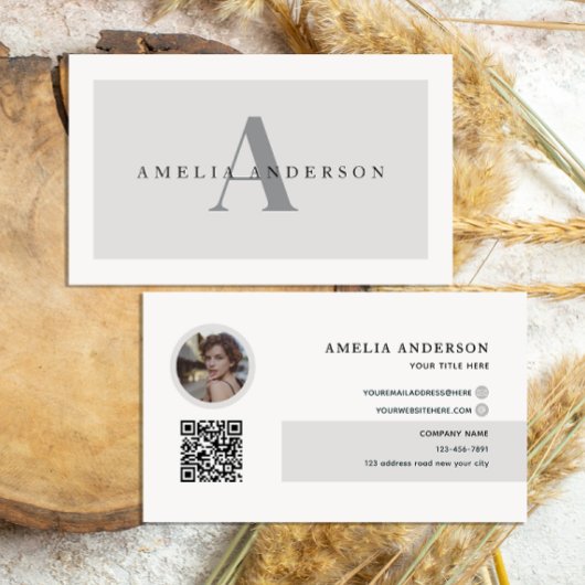 Moderne Initialen Naam Grijs Ronde Foto QR Code Visitekaartje