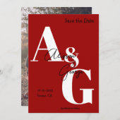 Moderne Initialen rode foto Save The Date (Voorkant / Achterkant)