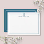 Moderne initiële patina blauwe rand briefpapier notitiekaartje<br><div class="desc">Dit ontwerp heeft een dunne dubbele rand met ruimte voor een monogram en naam/tekst bovenaan. Klik op de aanpassen knop als je de ontwerpelementen wilt aanpassen en/of de tekst verder wilt aanpassen! Variaties van dit ontwerp, extra kleuren en bijpassende producten zijn beschikbaar in onze winkel, zazzle.com/store/doodlelulu. Neem contact met ons...</div>